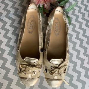 Tod's  cream Suede Patent Leather  Loafers Ballet